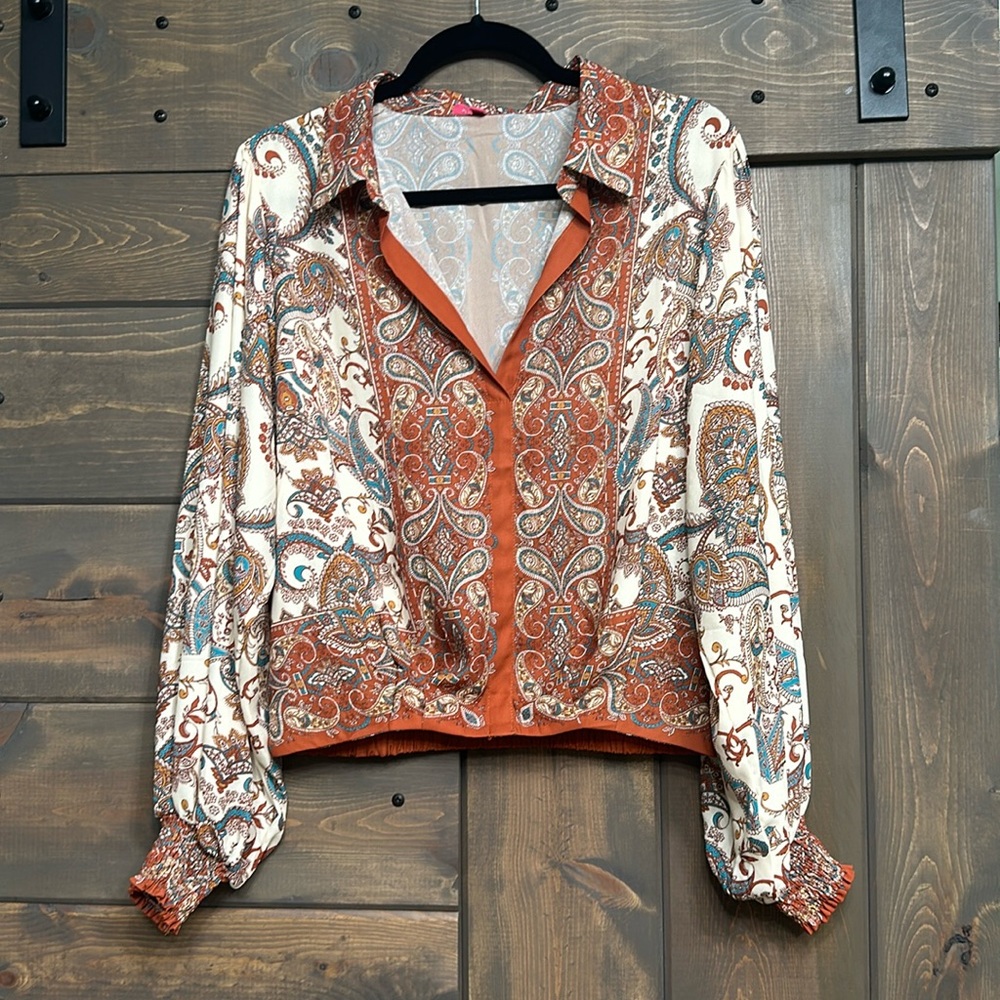 Flying tomato blouse